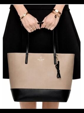 KATE SPADE NEW YORK Women Beige & Black Leather Sawyer Street Tote Bag